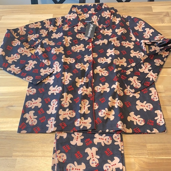 #FOLLOWME ⭐️ pajama set - Picture 2 of 7